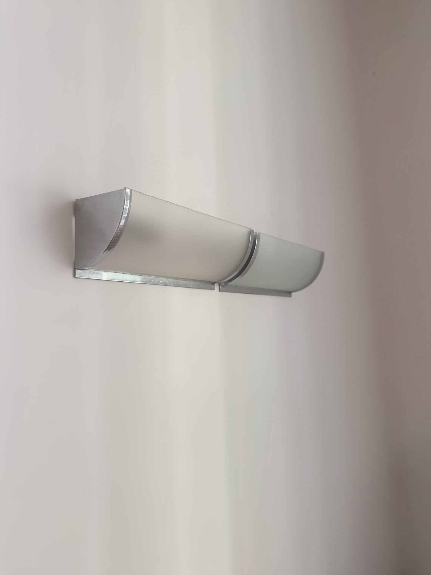 PAIR OF WALL LAMPS C1940