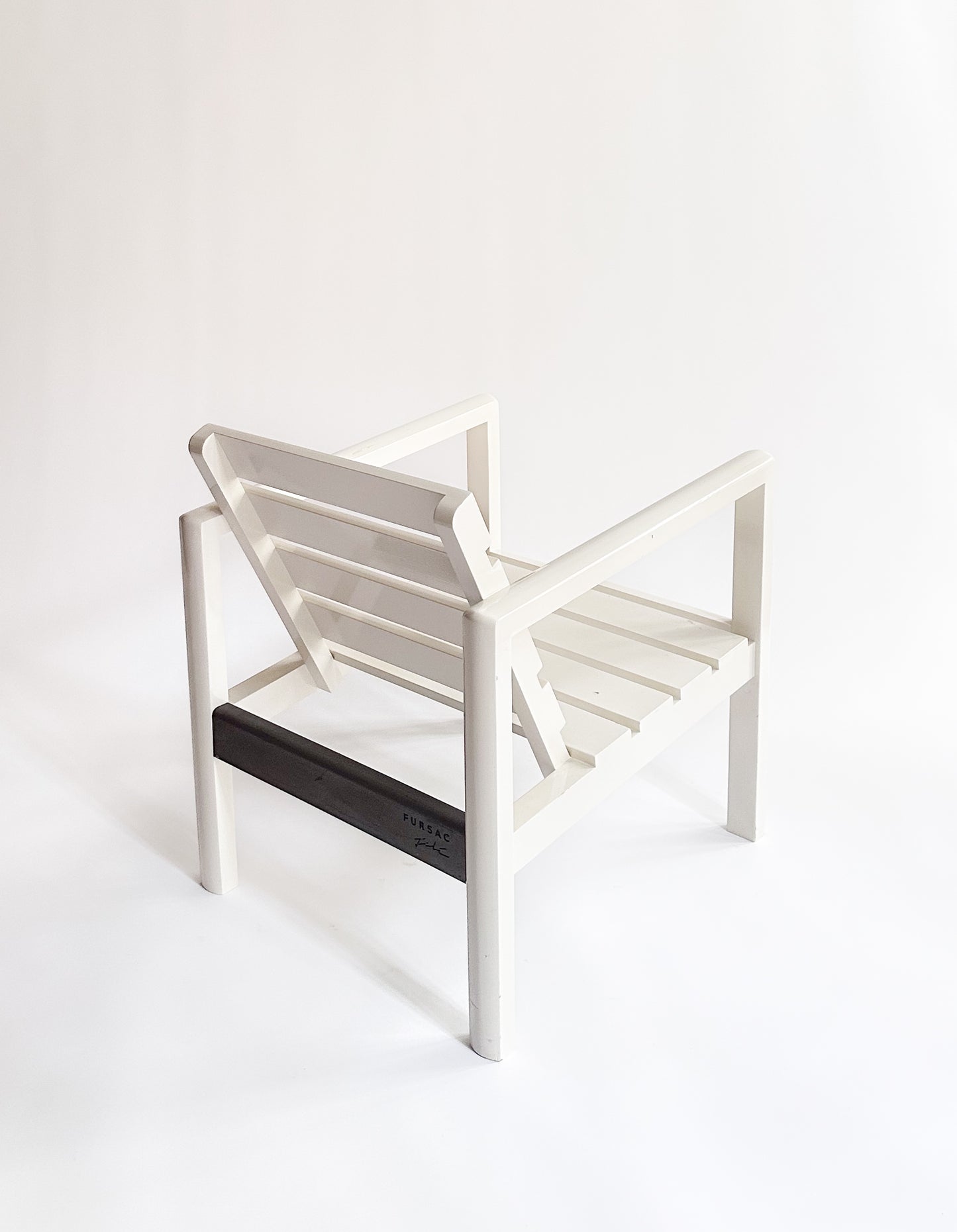 ARMCHAIR 2023